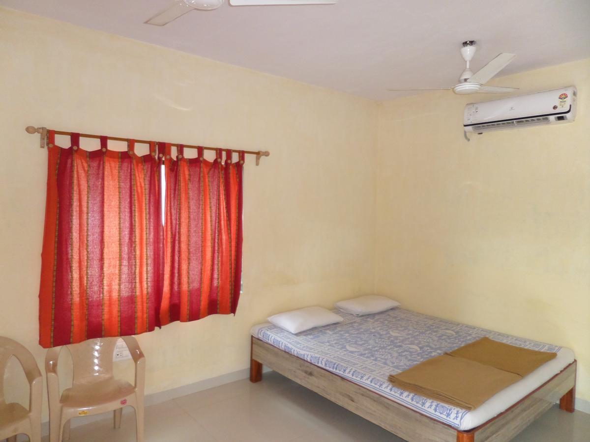 Atithi Farm House Hotel Borlai Luaran gambar